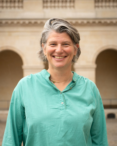 Stéphanie DARTEVELLE